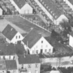 Vergrößerung:  Hof der Kohlhöker Ahlers mit angebauter Scheune 1927