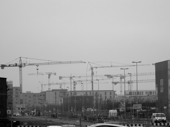Dezember 2016: Baukräne in der Überseestadt